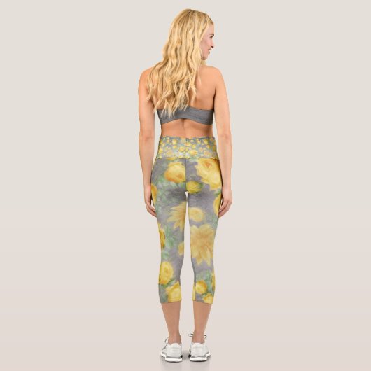 ヴィンテージイエローとグレーの水色フローラ カプリレギンス (裏面)