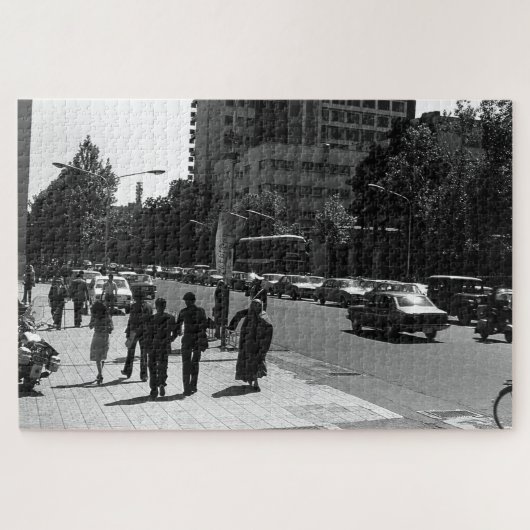 ヴィンテージイランのテヘラン市の通りと人 ジグソーパズル (横)