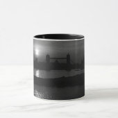 ヴィンテージイングランドロンドンサンセットタワーブリッジ マグカップ (中央)