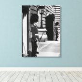 ヴィンテージイングランドロンドンセントリーアットバッキンガム キャンバスプリント (インサイチュ (ウッドフロア))