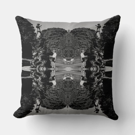 ヴィンテージイングランドロンドンピーターパン像ケンジントン クッション (正面)