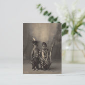 ヴィンテージインディアン: Two Little Braves, Sac & System - ポストカード (スタンド正面)