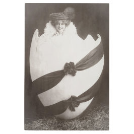 ヴィンテージイースターエッグレディ メタルプリント