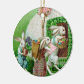 ヴィンテージイースターバニーとイースターエッグガーデン セラミックオーナメント (左)