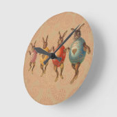 ヴィンテージイースターバニーズ踊りウィズエッグコスチューム ラウンド壁時計 (傾斜)