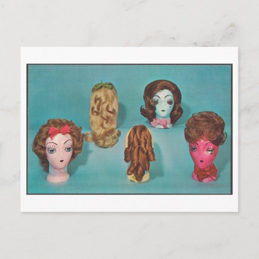 ヴィンテージウィッグ付き奇妙なマネキンヘッド ポストカード (正面)