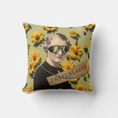 ヴィンテージウィメントレーラブレザーデイジーキッチュ クッション (正面)