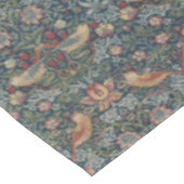 ヴィンテージウィリアム・モリス・ストロベリー泥棒 テーブルクロス (アングル)