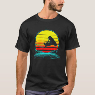 ヴィンテージウェイクボーディングVaporwave Tシャツ