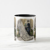 ヴィンテージウェディングブライダルポートレートビクトリアンブライド マグカップ (中央)