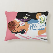 ヴィンテージウェディング、キスする新婦と新郎の新婚カップル アクセントクッション (裏面)