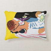 ヴィンテージウェディング、ブライドとグルームの新婚夫婦のキス アクセントクッション (正面)