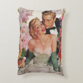 ヴィンテージウェディング、レトロな花嫁と新郎の新婚夫婦 アクセントクッション (裏面(縦))