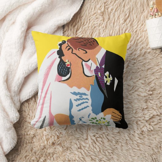 ヴィンテージウェディング、新郎新婦キスをする クッション (ブランケット)