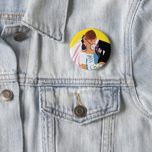 ヴィンテージウェディング、新郎新婦キスをする 缶バッジ (インサイチュ)