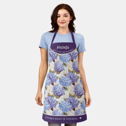 ヴィンテージエレガントアジサイ模様 エプロン (着用した状態)