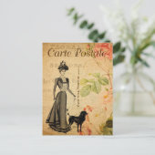 ヴィンテージエレガントレディ歩く彼女のプードルドッグフランスの ポストカード (スタンド正面)