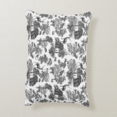 ヴィンテージエレガント白黒鹿パターン アクセントクッション (裏面(縦))