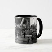 ヴィンテージオーストリアウィーンプラーター遊園地バス  マグカップ (正面右)