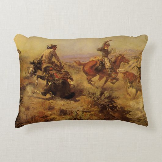 ヴィンテージカウボーイズ、CM Russellで急降下 アクセントクッション (正面)
