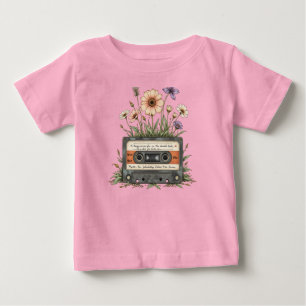 ヴィンテージカセットテープとワイルドフラワー カントリーコアスタイル ベビーTシャツ