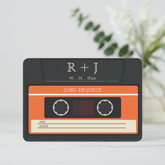 ヴィンテージカセットテープの曲の要求RSVP結婚の エンクロージャーカード (スタンド正面)