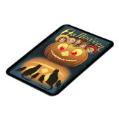 ヴィンテージカボチャに隠れるハロウィーンの子ども マグネット (左側)