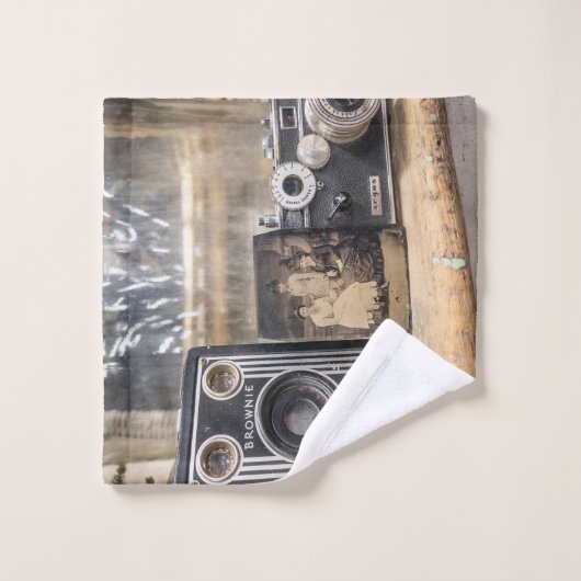 ヴィンテージカメラとヴィンテージプリント ウォッシュタオル (ウォッシュタオル)