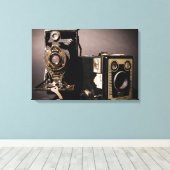 ヴィンテージカメラのラップされたキャンバス キャンバスプリント (インサイチュ (ウッドフロア))