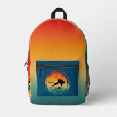 ヴィンテージカラフルサンセットシルエットスキューバダイバー プリントバックパック (正面)