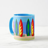 ヴィンテージカラフルサーフボードを砂のマグカップに マグカップ (正面左)