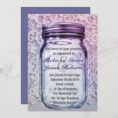 ヴィンテージカントリーのレースが付いた紫のメイソンジャーを使った結婚式 招待状 (正面/裏面)