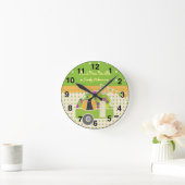 ヴィンテージカンパーオレンジグリーン水玉模様 パーソナライズされた ラウンド壁時計 (ホーム)