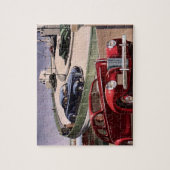 ヴィンテージカークラシック、高速道路セダンのロードトリップ ジグソーパズル (縦)