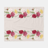 ヴィンテージカーネーションフローライラストレーション フリースブランケット (正面(横))