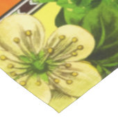 ヴィンテージガーデンイエローフローラ植物学 テーブルクロス (アングル)