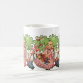 ヴィンテージガールウィズフローラガーデンチャーム コーヒーマグカップ (中央)