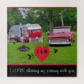 ヴィンテージキャンパートレーラーとトラックバレンタインデー ジグソーパズル (縦)