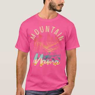 ヴィンテージキャンピングハイキングマウンテンママレトロアドベンツ Tシャツ