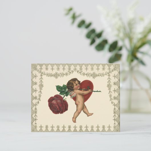 ヴィンテージキューピッドwレッドローズとハート保存日付 招待状 (スタンド正面)