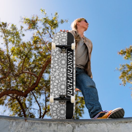 ヴィンテージクラシックのスノーフレークをパーソナライズ スケートボード (室外1)