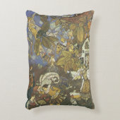 ヴィンテージクラシックストーリーブックキャラクター、エドモンド・ダラック アクセントクッション (正面(垂直))