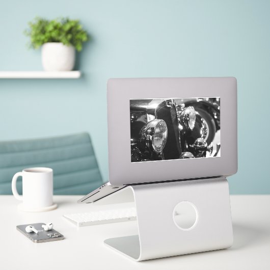 ヴィンテージクラシック車 シール (デスク上のノートパソコン)