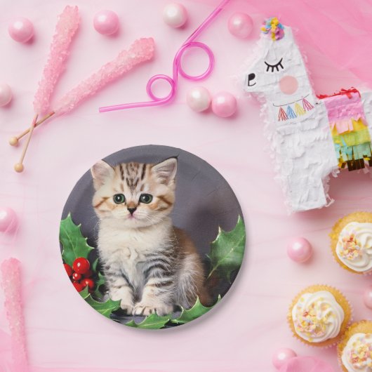 ヴィンテージクリスマスの子猫とホリー ペーパープレート (パーティー)