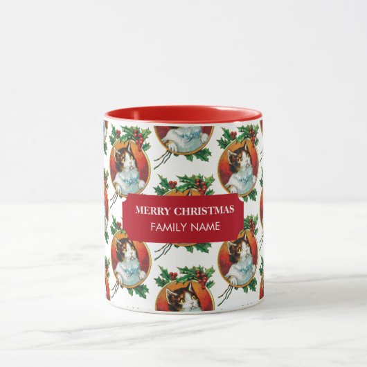 ヴィンテージクリスマスキャットホリデイ名前をカスタムする マグカップ (中央)