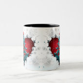 ヴィンテージクリスマスツリー、赤/ティール(緑がかった色) – 白いハンドル ツートーンマグカップ (中央)