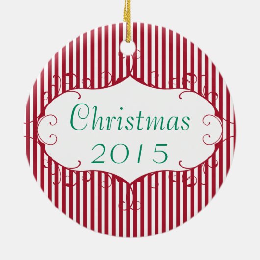 ヴィンテージクリスマスファミリーフォトレッドストライプオーナメント セラミックオーナメント (裏面)