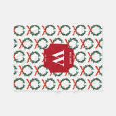 ヴィンテージクリスマスベリーリースホリデーモノグラムの フリースブランケット (正面(横))