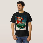 ヴィンテージクリスマス、かわいい車でサンタクロース Tシャツ (正面フル)