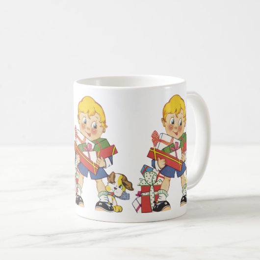 ヴィンテージクリスマス、プレゼントと子犬の男の子 コーヒーマグカップ (正面右)